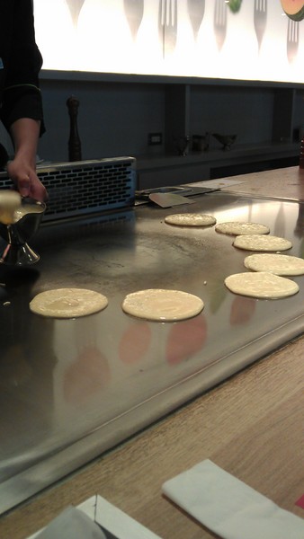 hot7新鐵板料理(基隆路店):打無數次電話,終於定到位的平價鐵板燒「hot7」