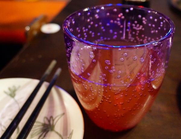 上乘三家涮涮鍋共和國(和平店)：【台北．捷運麟光站】上乘三家-「摩登時尚風。美味竹炭鍋驚豔」