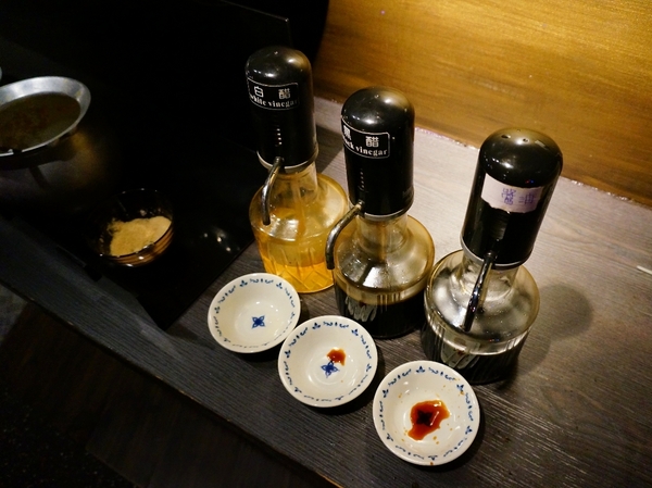 上乘三家涮涮鍋共和國(和平店)：【台北．捷運麟光站】上乘三家-「摩登時尚風。美味竹炭鍋驚豔」