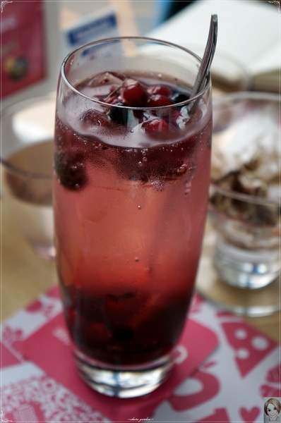 DDC CAFE:台北 捷運忠孝敦化 DDC CAFE~愛心麻糬鬆餅好黏蜜