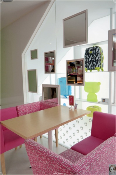 DDC CAFE:台北 捷運忠孝敦化 DDC CAFE~愛心麻糬鬆餅好黏蜜