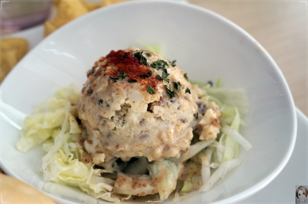 DDC CAFE:台北 捷運忠孝敦化 DDC CAFE~愛心麻糬鬆餅好黏蜜