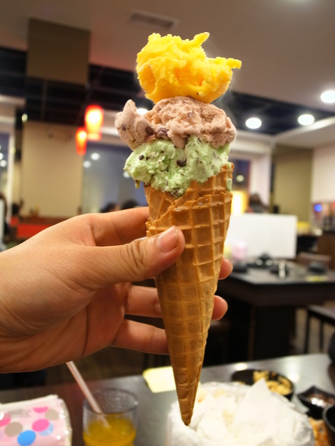 大漠紅頂級蒙古鍋：＜桃園｜麻辣鍋＞大漠紅頂級蒙古鍋吃到飽～火烤兩吃～美味香草豬～粉嫩豬肝～國寶魚　　