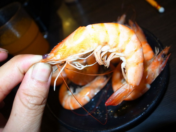 大漠紅頂級蒙古鍋：＜桃園｜麻辣鍋＞大漠紅頂級蒙古鍋吃到飽～火烤兩吃～美味香草豬～粉嫩豬肝～國寶魚　　