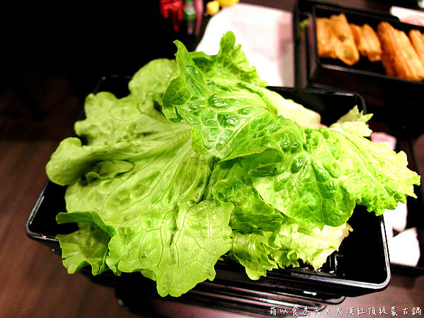 大漠紅頂級蒙古鍋：《口碑券。四十三彈》蒙古豪情鍋物料理【大漠紅頂級蒙古鍋】（蒙古鍋、天香回味鍋、香草豬、吃到飽、桃園市）