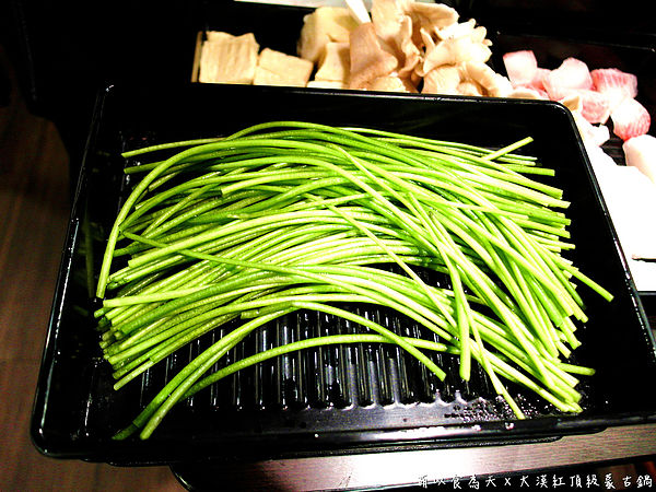 大漠紅頂級蒙古鍋：《口碑券。四十三彈》蒙古豪情鍋物料理【大漠紅頂級蒙古鍋】（蒙古鍋、天香回味鍋、香草豬、吃到飽、桃園市）