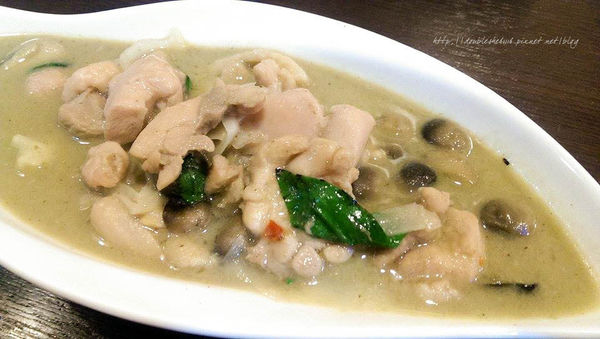 台中南屯區二分之一泰式小館