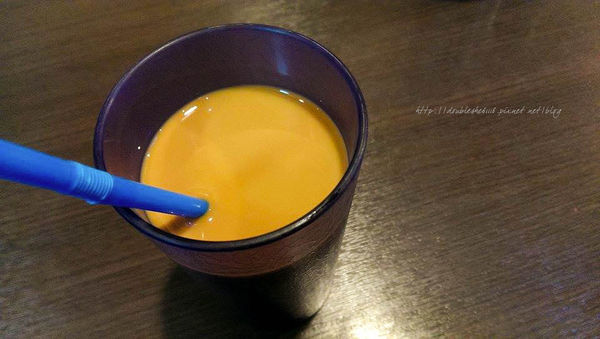 台中南屯區二分之一泰式小館