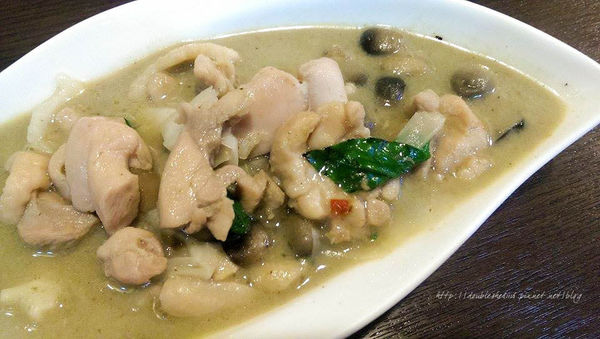 台中南屯區二分之一泰式小館