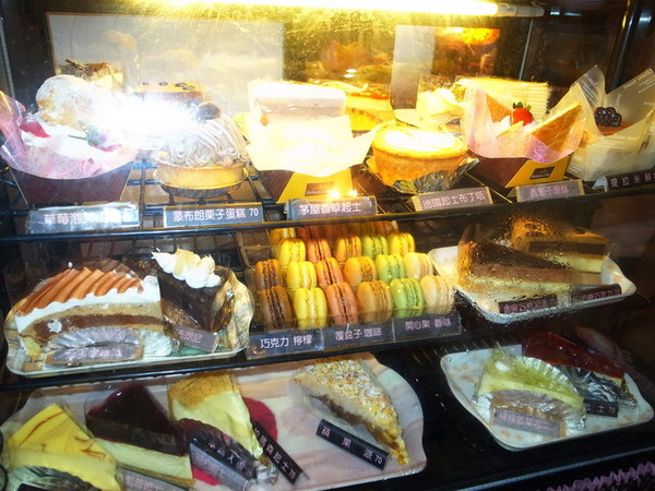 傳奇玫瑰花園廚坊：＜台北｜信義｜簡餐＞夢幻古典玫瑰花園當貴婦～『傳奇玫瑰花園廚坊』