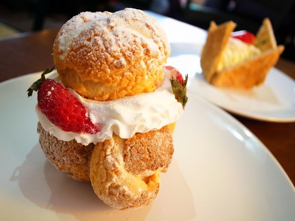 傳奇玫瑰花園廚坊：＜台北｜信義｜簡餐＞夢幻古典玫瑰花園當貴婦～『傳奇玫瑰花園廚坊』