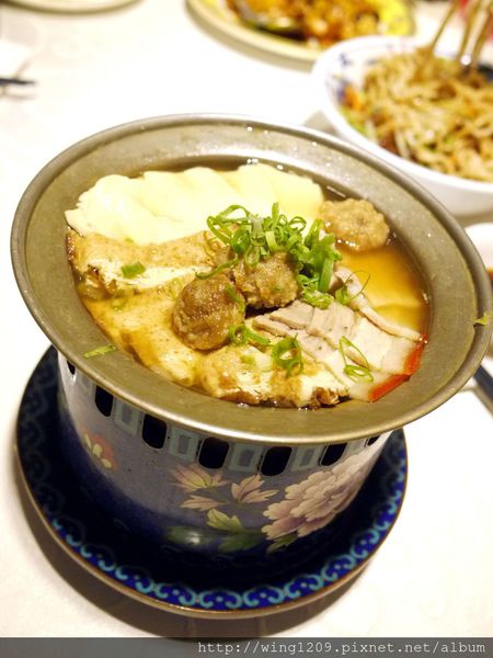 餡老滿(南港旗艦店)：大啖美味宮廷菜。「饀老滿」南港旗鑑店