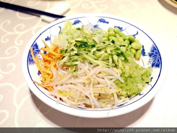 餡老滿(南港旗艦店)：大啖美味宮廷菜。「饀老滿」南港旗鑑店