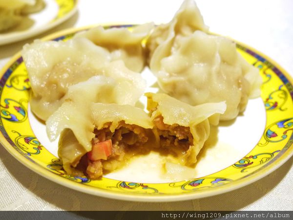 餡老滿(南港旗艦店)：大啖美味宮廷菜。「饀老滿」南港旗鑑店