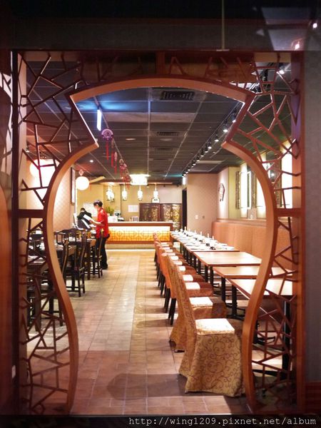 餡老滿(南港旗艦店)：大啖美味宮廷菜。「饀老滿」南港旗鑑店