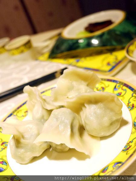 餡老滿(南港旗艦店)：大啖美味宮廷菜。「饀老滿」南港旗鑑店