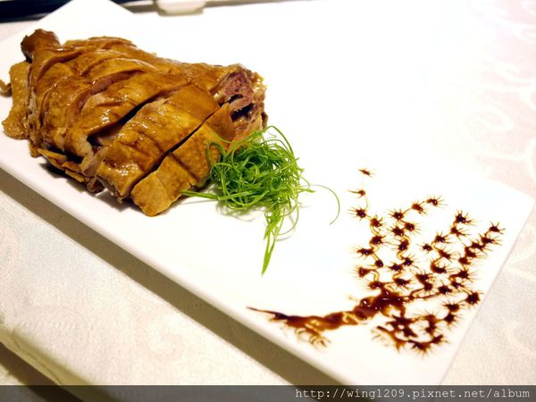 餡老滿(南港旗艦店)：大啖美味宮廷菜。「饀老滿」南港旗鑑店