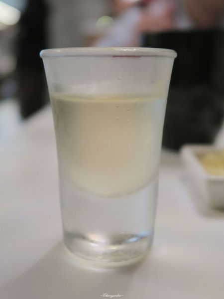 天下三絕：台北 捷運忠孝復興 天下三絕麵食館~高級餐廳裡享牛肉麵配紅酒