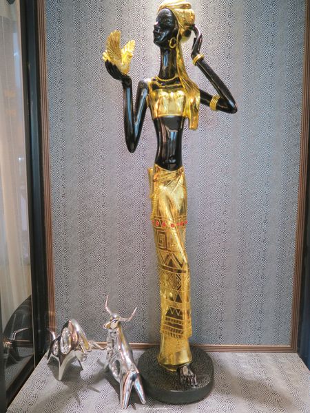 天下三絕：台北 捷運忠孝復興 天下三絕麵食館~高級餐廳裡享牛肉麵配紅酒