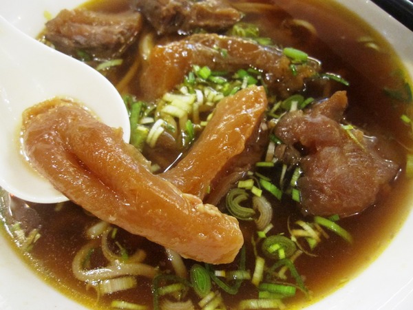 天下三絕：天下三絕  : 半筋半肉之紅酒牛肉套餐