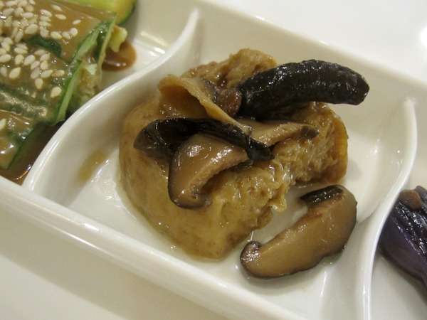 天下三絕：天下三絕  : 半筋半肉之紅酒牛肉套餐