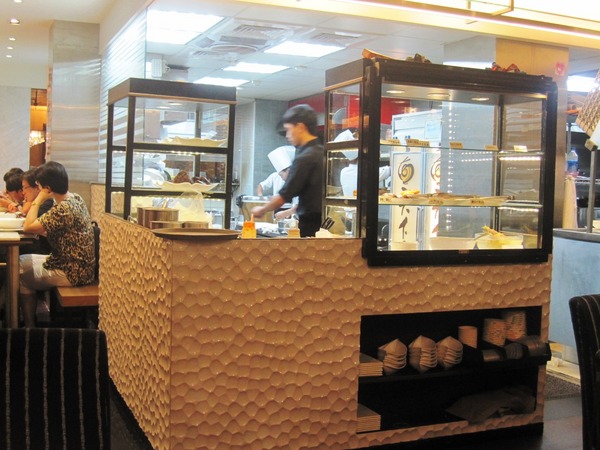 天下三絕：天下三絕  : 半筋半肉之紅酒牛肉套餐