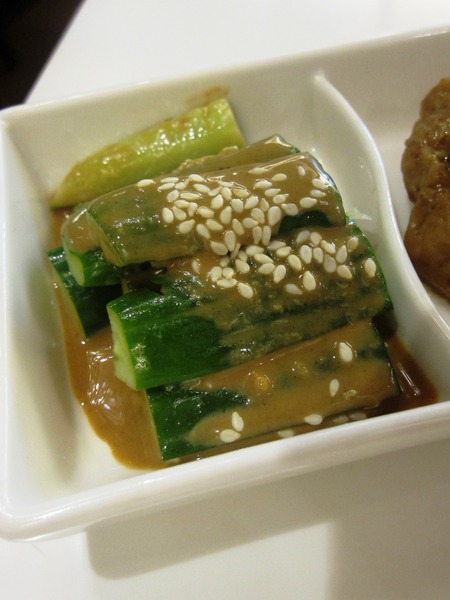 天下三絕：天下三絕  : 半筋半肉之紅酒牛肉套餐