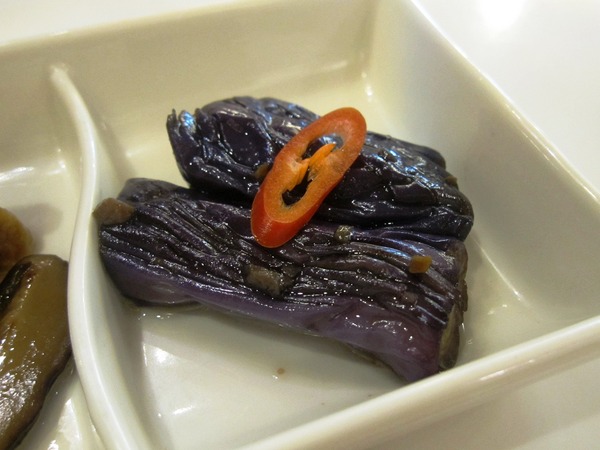 天下三絕：天下三絕  : 半筋半肉之紅酒牛肉套餐