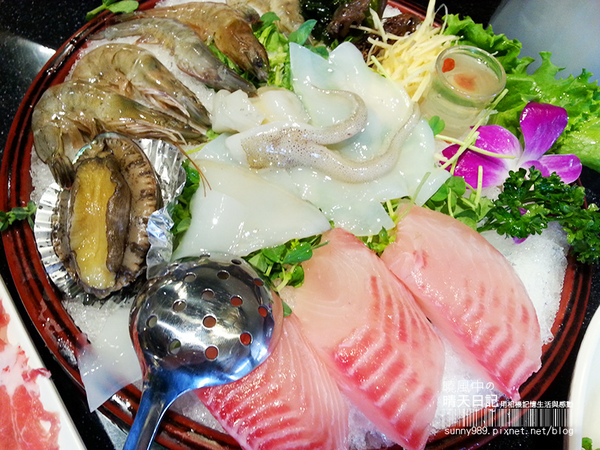 天鍋宴：【天母|天鍋宴二訪】食材用料實在 色香味俱全的火鍋好選擇