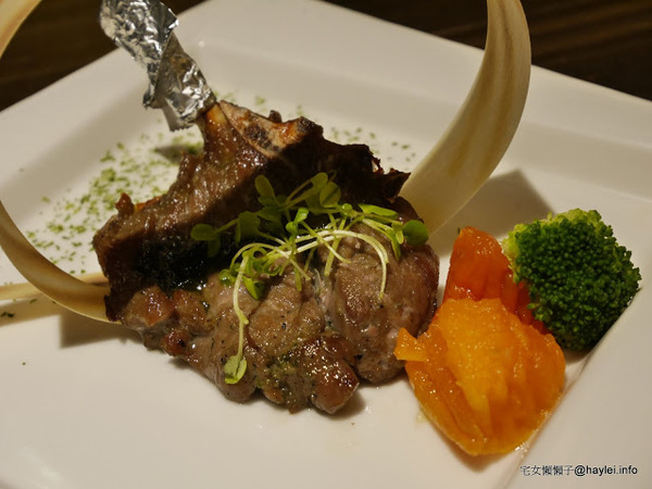 小春日本懷石料理(台中精誠店):小春日本懷石料理公益•光の店-人生最美好的事就是吃著遵循歲月時脈的當地當季盛產生鮮食蔬來品味季節美好!