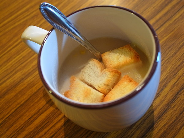 Impronta Cafe 腳印咖啡：<台北|中山|咖啡廳>超可愛的店長胖虎~腳印咖啡