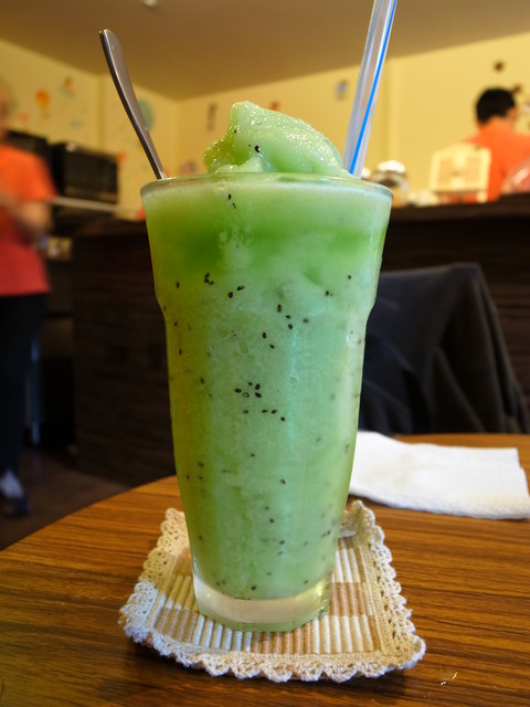 Impronta Cafe 腳印咖啡：<台北|中山|咖啡廳>超可愛的店長胖虎~腳印咖啡