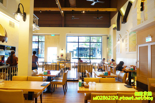 喬義思窯烤手作廚房：【台南-中西區】窯烤披薩x型男主廚...我在歐洲街道用餐~《喬義思窯烤手作廚房》