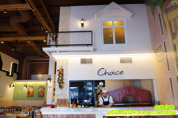 喬義思窯烤手作廚房：【台南-中西區】窯烤披薩x型男主廚...我在歐洲街道用餐~《喬義思窯烤手作廚房》