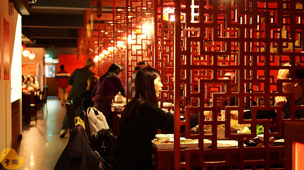 紅門宴:【食記】《紅門宴四川麻辣鴛鴦火鍋》四川媳婦的店