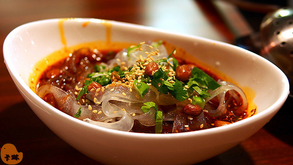 紅門宴:【食記】《紅門宴四川麻辣鴛鴦火鍋》四川媳婦的店