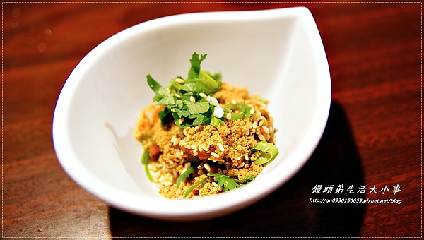 紅門宴：【食記/新北市】獨家口味～重慶烤魚鴛鴦鍋♪♪紅門宴麻辣鍋♪♪