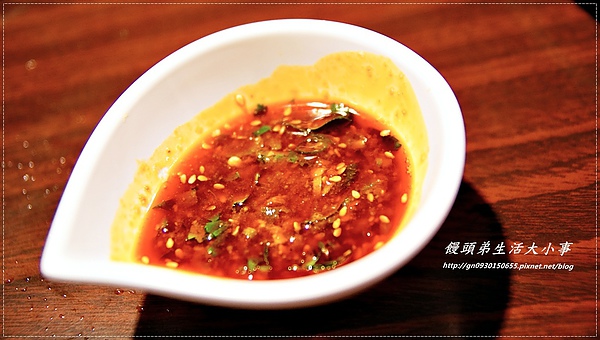 紅門宴：【食記/新北市】獨家口味～重慶烤魚鴛鴦鍋♪♪紅門宴麻辣鍋♪♪