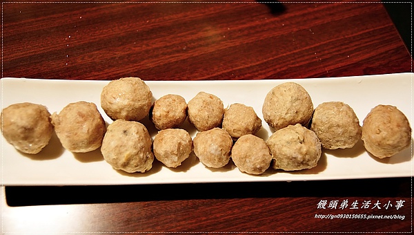 紅門宴：【食記/新北市】獨家口味～重慶烤魚鴛鴦鍋♪♪紅門宴麻辣鍋♪♪