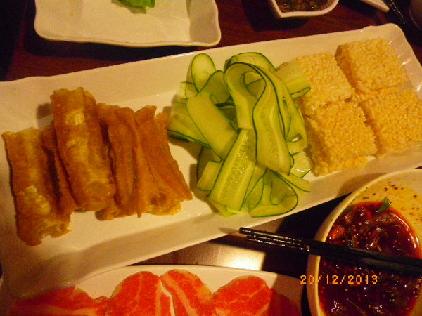 紅門宴：好吃夠味的麻辣火鍋-就在[紅門宴]