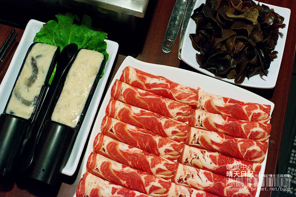 紅門宴:【喀好料】麻辣鍋新花樣 重慶烤肉鴛鴦鍋之紅門宴