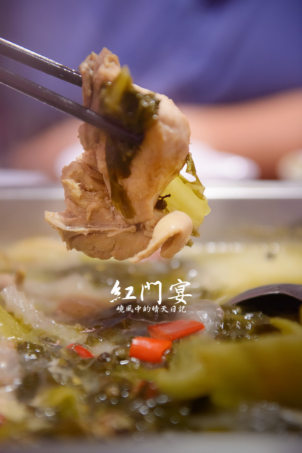 紅門宴：【新店|紅門宴】濃郁口感夏日麻辣新選擇 紅門宴二訪酸菜雞篇