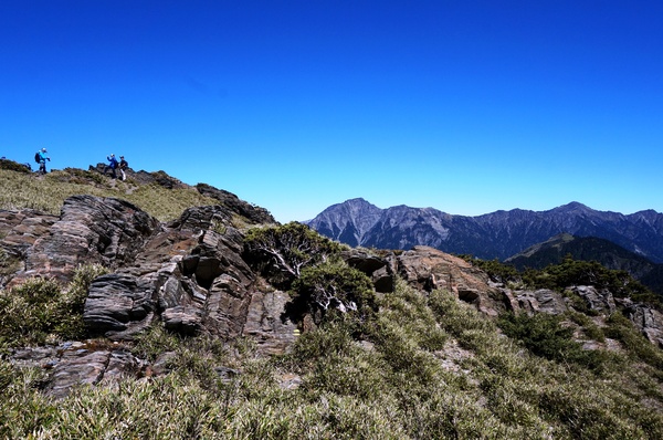 石門山：[輕鬆百岳]石門山 :一次收集七座百岳!