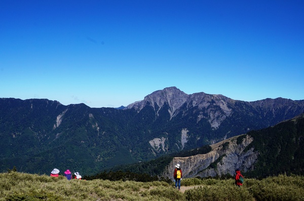 石門山：[輕鬆百岳]石門山 :一次收集七座百岳!