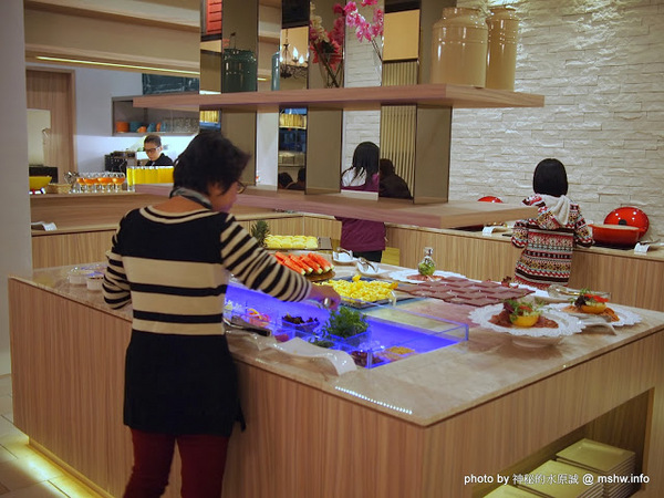 98adagio 慢用百匯:【食記】台中北屯-98 Adagio Buffet 慢用美食百匯 : 食材種類較少, 基本上算是均衡, 口味上還有改進的空間