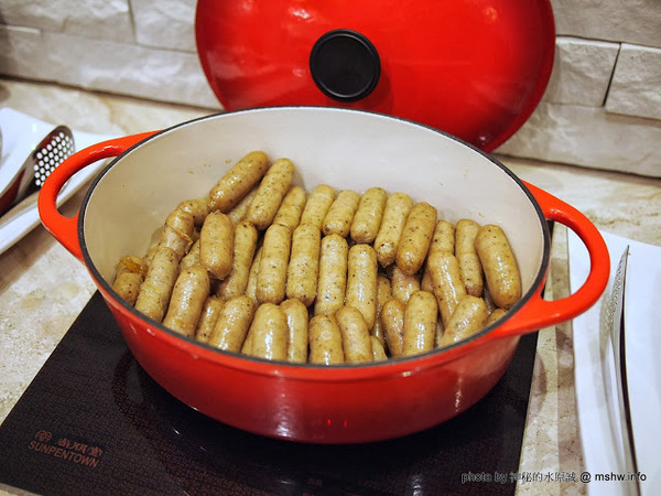 98adagio 慢用百匯:【食記】台中北屯-98 Adagio Buffet 慢用美食百匯 : 食材種類較少, 基本上算是均衡, 口味上還有改進的空間