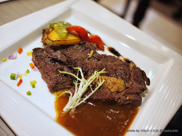 98adagio 慢用百匯:【食記】台中北屯-98 Adagio Buffet 慢用美食百匯 : 食材種類較少, 基本上算是均衡, 口味上還有改進的空間