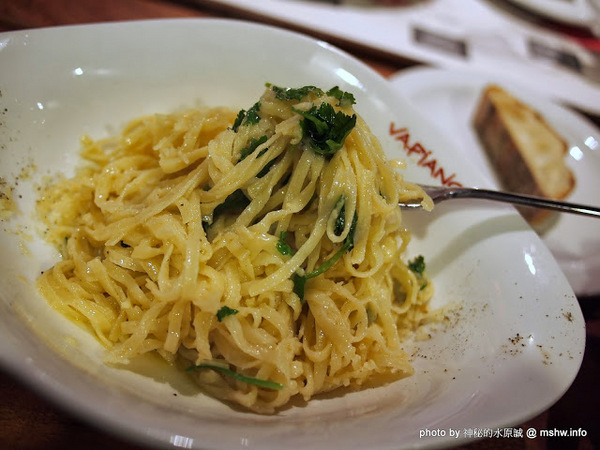Vapiano Taichung1:【食記】台中西區-慢走義大利麵 VAPiANO Taichung 1 : 德國來的義麵品牌,但口味不如預期...