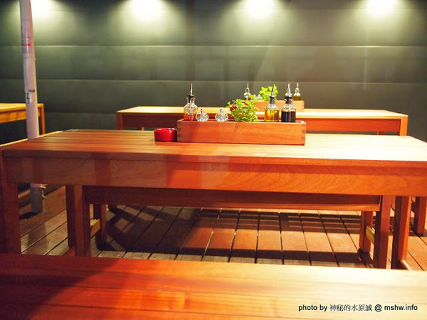 Vapiano Taichung1:【食記】台中西區-慢走義大利麵 VAPiANO Taichung 1 : 德國來的義麵品牌,但口味不如預期...