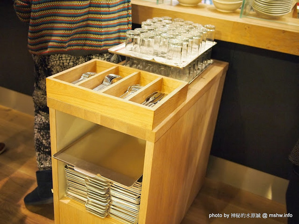 Vapiano Taichung1:【食記】台中西區-慢走義大利麵 VAPiANO Taichung 1 : 德國來的義麵品牌,但口味不如預期...